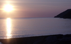 Coucher de soleil à la cale un soir de grande marée