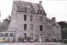 Début du premier agrandissement Début du premier agrandissement