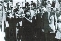 Coupure du ruban pour l'inauguration Coupure du ruban pour l'inauguration