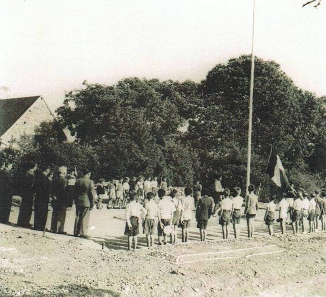 la levée du drapeau