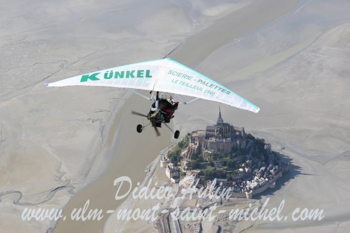 Survol du Mont Saint Michel en ULM