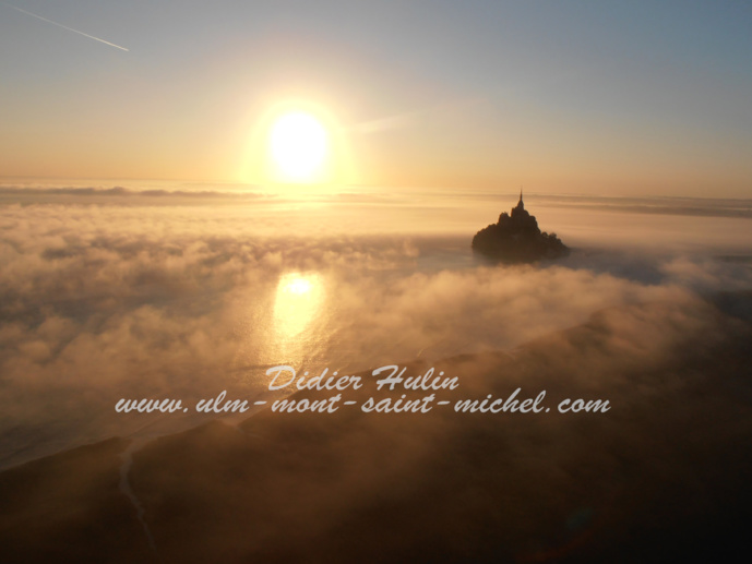 Lever de soleil sur le Mont Lever de soleil sur le Mont