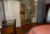 CHEZ VIC - 2 chambres d'hôtes - 2 à 4 pers - Baie du Mont Saint Michel - Champeaux CHEZ VIC - 2 chambres d'hôtes - 2 à 4 pers - Baie du Mont Saint Michel - Champeaux