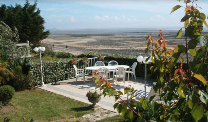 La terrasse côté mer, mise à disposition La terrasse côté mer, mise à disposition