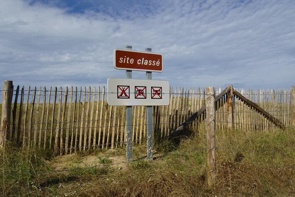 Interdiction de l'accès aux dunes de Saint-Jean-le-Thomas